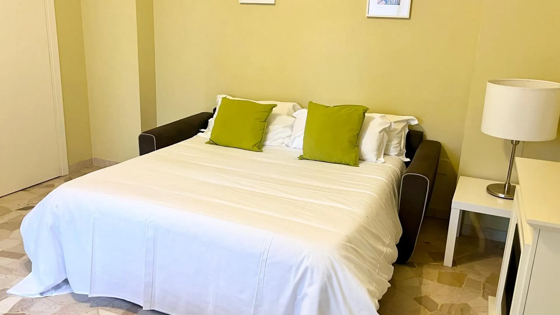 Green House San Siro M5 2 Camere Netflix Milan 0*,